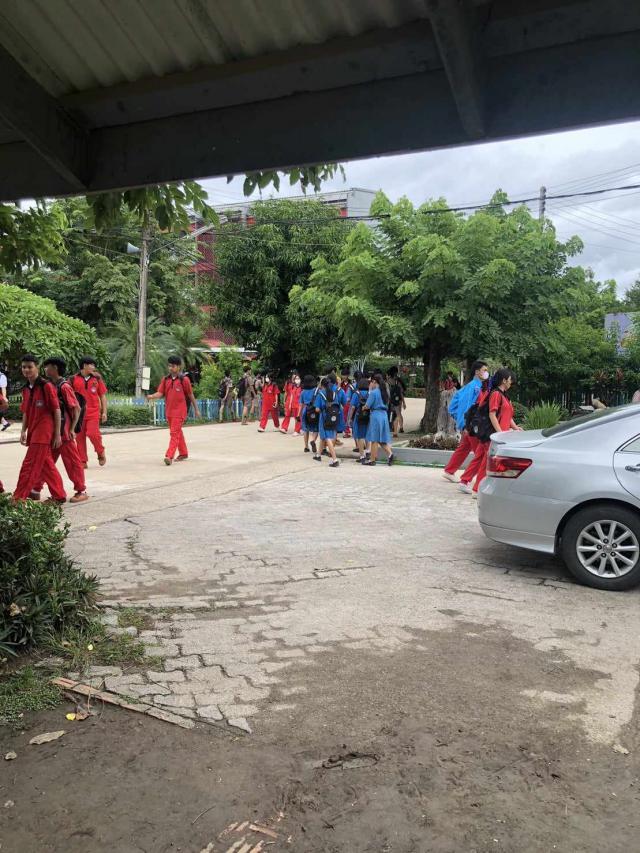 3. นิเทศนักศึกษาประสบการณ์วิชาชีพครูชั้นปีที่ 4 โรงเรียนพรานกระต่ายพิทยาคม จังหวัดกำแพงเพชร  วันที่ 6 กันยายน 2566