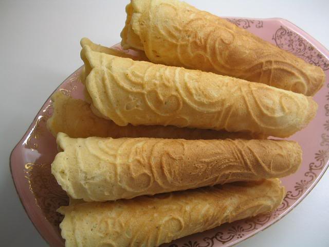 ขนมทองม้วน